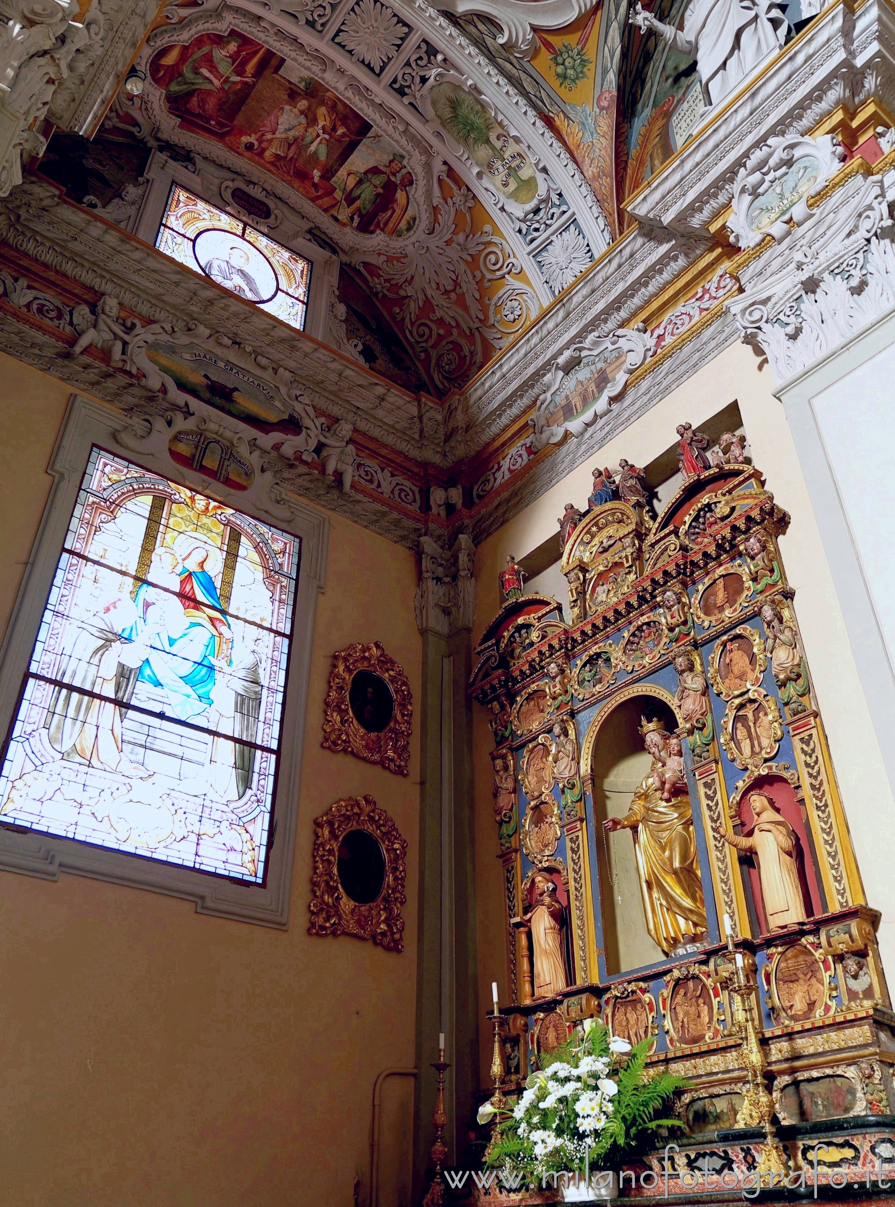 Veglio (Biella, Italy) - Retable of the Virgin of the Rosary in the Parish Church of St. John the Baptist